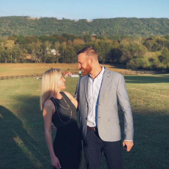 Meet your Posher, Liz - Picture 1 of 1